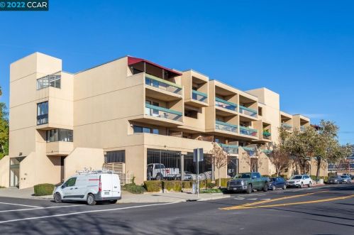 1771 Broadway St, Concord, CA 94520-2630