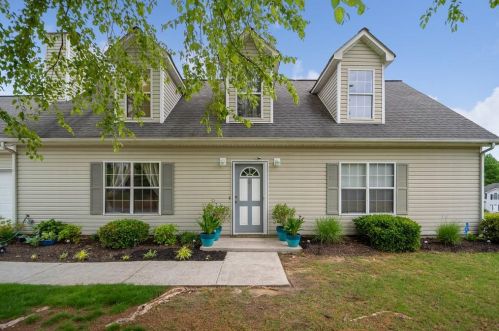 4250 Peace Rose Pl, Loganville, GA 30052-5112