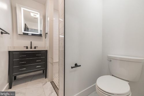 1165 12 St, Philadelphia PA 19148-1002 exterior