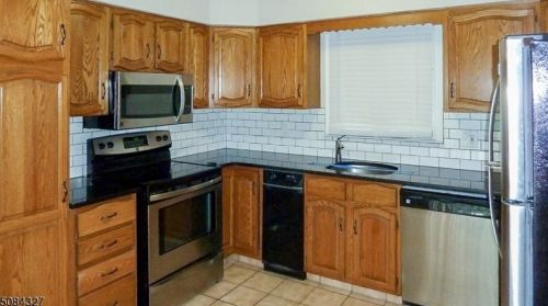 30 Kim Ln, Hackettstown NJ  07840-5624 exterior