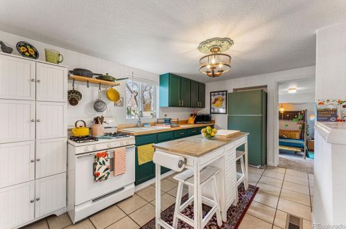 3115 Gill Pl, Denver CO  80219-2861 exterior