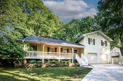 2430 Amberbrook Dr, Conyers GA  30094-6108 exterior