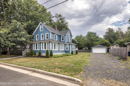 10 Brevent Ave, Leonardo, NJ 07737-1527