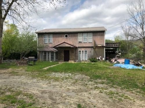 176 Poplar Ave, Trenton, GA 30752-2839