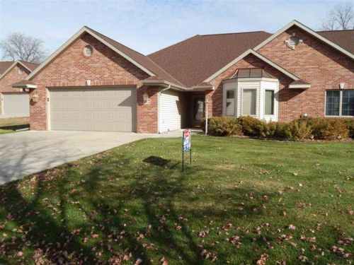 412 Skyview Cir, Hadar, NE 68701-3676
