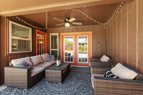 1503 Shannon Pl, Carrollton TX 75006-1500 exterior