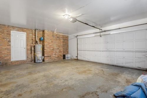 2613 Flair Knoll Dr, Atlanta GA  30345-1317 exterior
