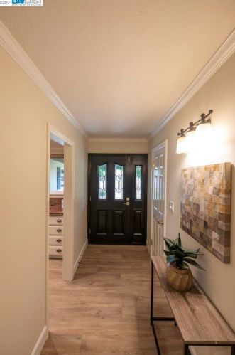7591 Amarillo Rd, Pleasanton, CA 94568-2223