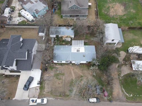 1102 Castile Rd, Austin TX  78733-2518 exterior