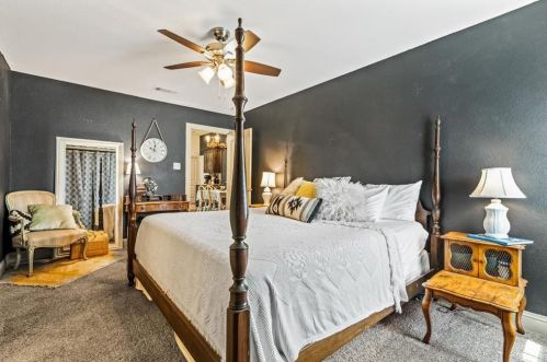 206 3 St, Valley View TX 76272-5403 exterior