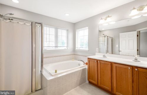 9 Wash House Cir, Middletown MD  21769-7741 exterior