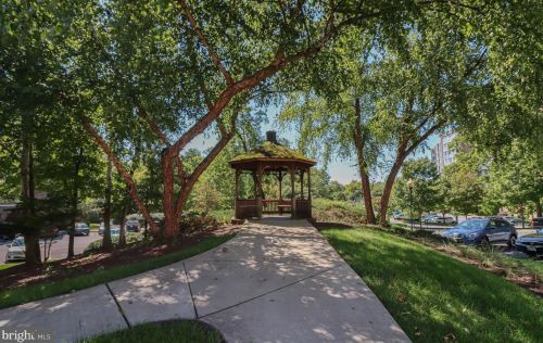 2900 Leisure World Blvd, Silver Spring MD 20906-7300 exterior