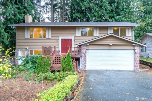 931 210th Ave, Redmond, WA 98074-6617