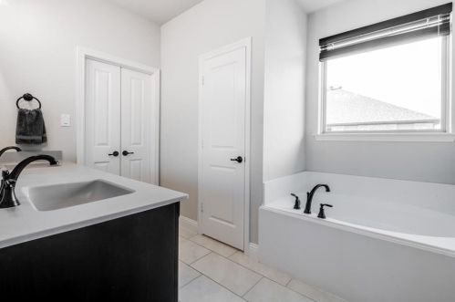 632 Mcneill, Fort Worth TX  76148 exterior