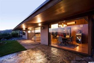 1944 Las Flores Dr, Glendale CA  91207-1216 exterior