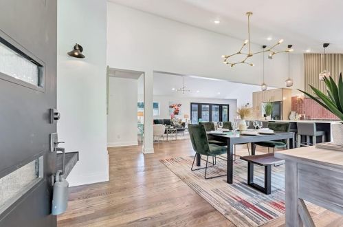 1731 Arrowhead Trl, Atlanta GA  30345-4117 exterior