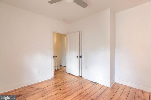 326 Mary St, Lancaster PA  17603-3331 exterior