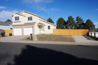 4512 Anaheim Ct, Denver, CO 80239-3785