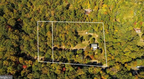 2008 Gore Dr, Haymarket, VA 20169-1575