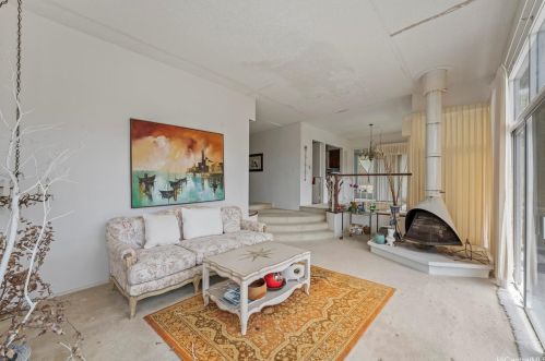 3359 Huelani Dr, Honolulu HI  96822-1276 exterior