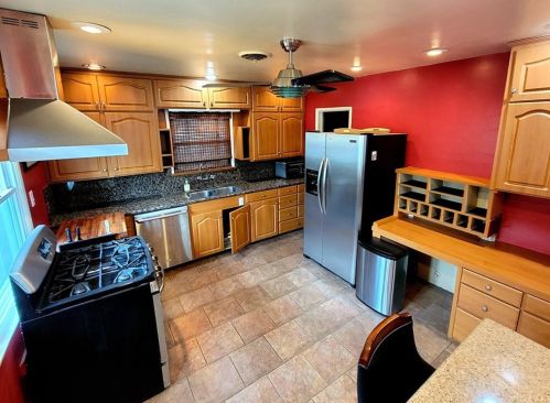 4411 Emerson St, Riverside CA  92506-2007 exterior