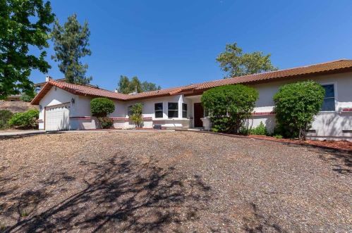 16409 Wikiup Rd, Ramona, CA 92065-4643