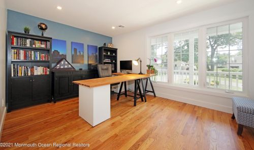 39 Harrison Ave, Tinton Falls NJ  07701 exterior