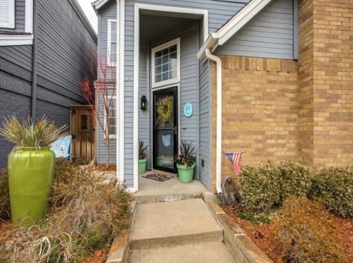 2927 Bend Dr, Dallas, TX 75229-2480