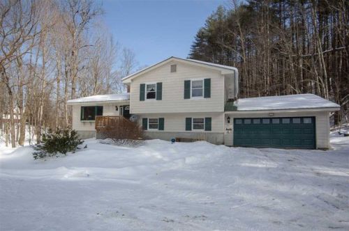 53 Brookside Dr, Townshend VT  05353-9617 exterior
