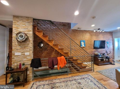 1228 27 St, Philadelphia PA 19121-4640 exterior