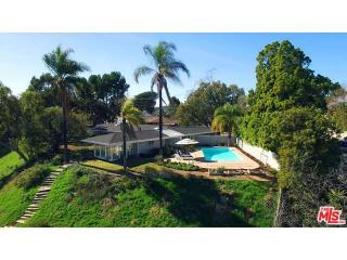 2524 Roscomare Rd, Los Angeles, CA 90077-1815