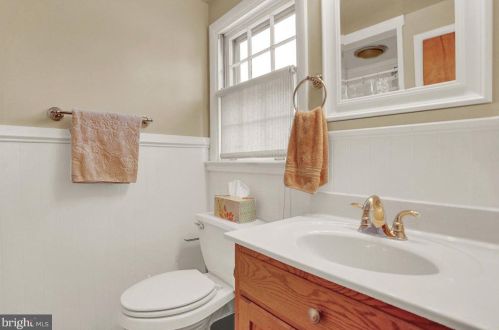 57 Springhouse Rd, Lancaster PA  17603-6619 exterior