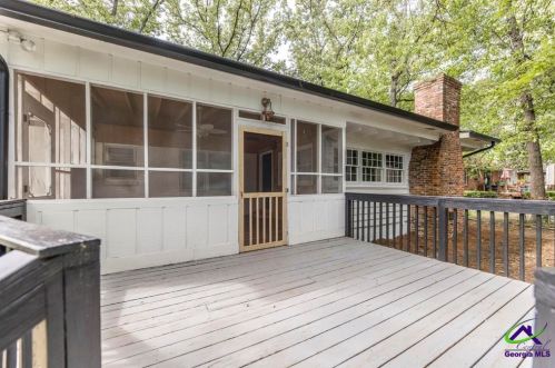 118 Dewey St, Warner Robins GA  31093-2411 exterior