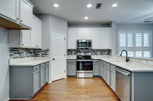 5829 Arena Cir, Fort Worth TX  76179-2369 exterior