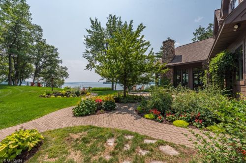 1047 Miller Ln, Lake Hubert, MN 56468-2516