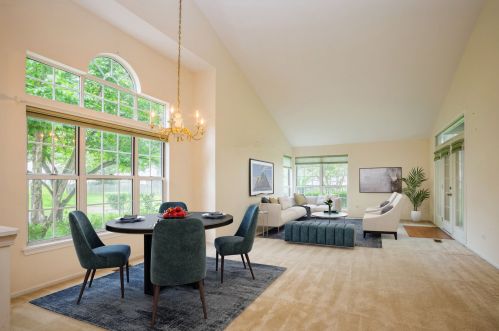 350 Ashford Cir, Hanover Park, IL 60103-7467