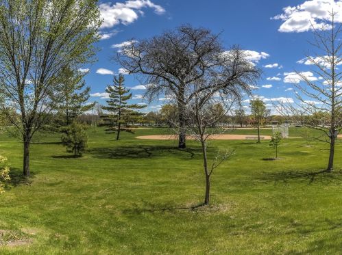 4940 Cedar Ave, Minneapolis MN  55417-1237 exterior