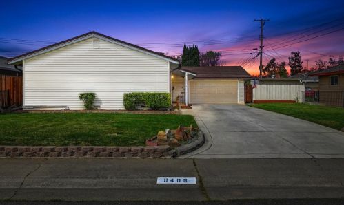 9406 Acapulco Way, Elk Grove, CA 95624-1902