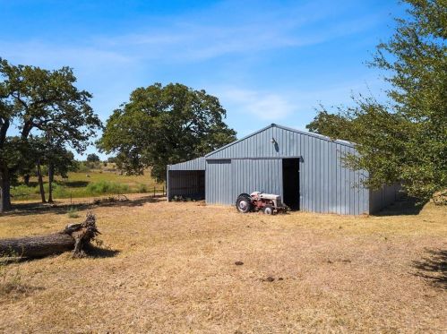 200 Blisard Rd, Webberville TX 78621-5018 exterior