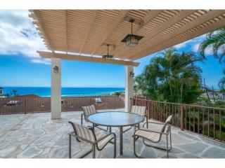 1604 Ihiloa Loop, Honolulu HI  96821-1320 exterior