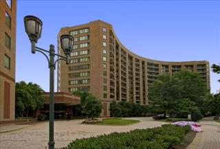1501 Crystal Dr, Arlington VA  22202-4114 exterior