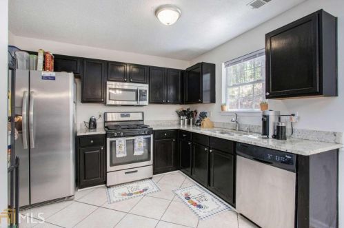 466 Gresham Dr, Stockbridge GA  30281-7716 exterior