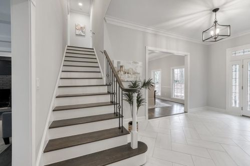 170 Huntcliff Pt, Atlanta GA  30350-1601 exterior
