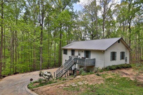 2210 Heath Dr, Ball Ground, GA 30107-4950
