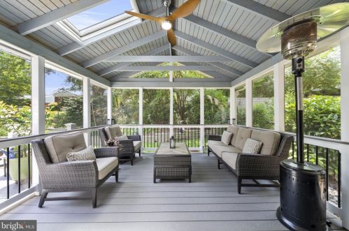 1614 Tilton Dr, Silver Spring MD 20902-4010 exterior