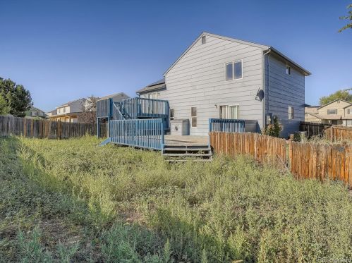 5224 Dearborn St, Denver CO 80011-6922 exterior