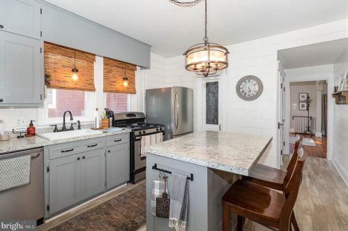 313 Stock St, Hanover PA 17331-2227 exterior