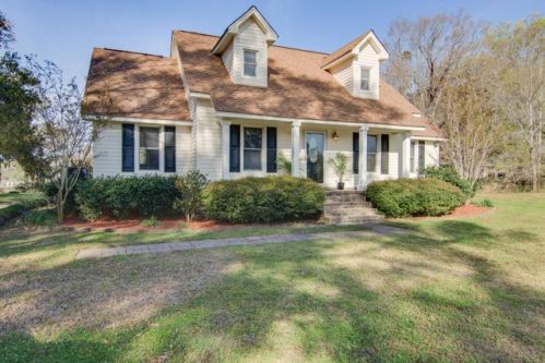 4641 Towles Rd, Meggett, SC 29449-6117
