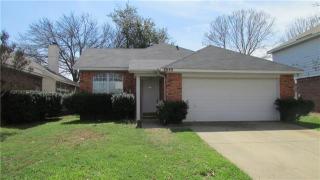8840 Pedernales Trl, Fort Worth TX  76118-7497 exterior