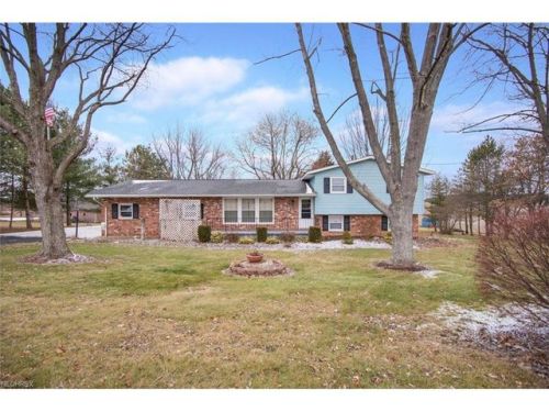5211 Beechwood Ave, Paris OH  44669-9666 exterior